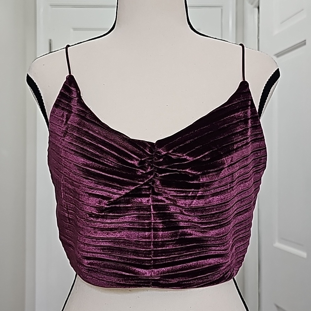 Wild Fable Cinched Front Velvet Ribbed Crop Top Size M - Picture 6 of 12